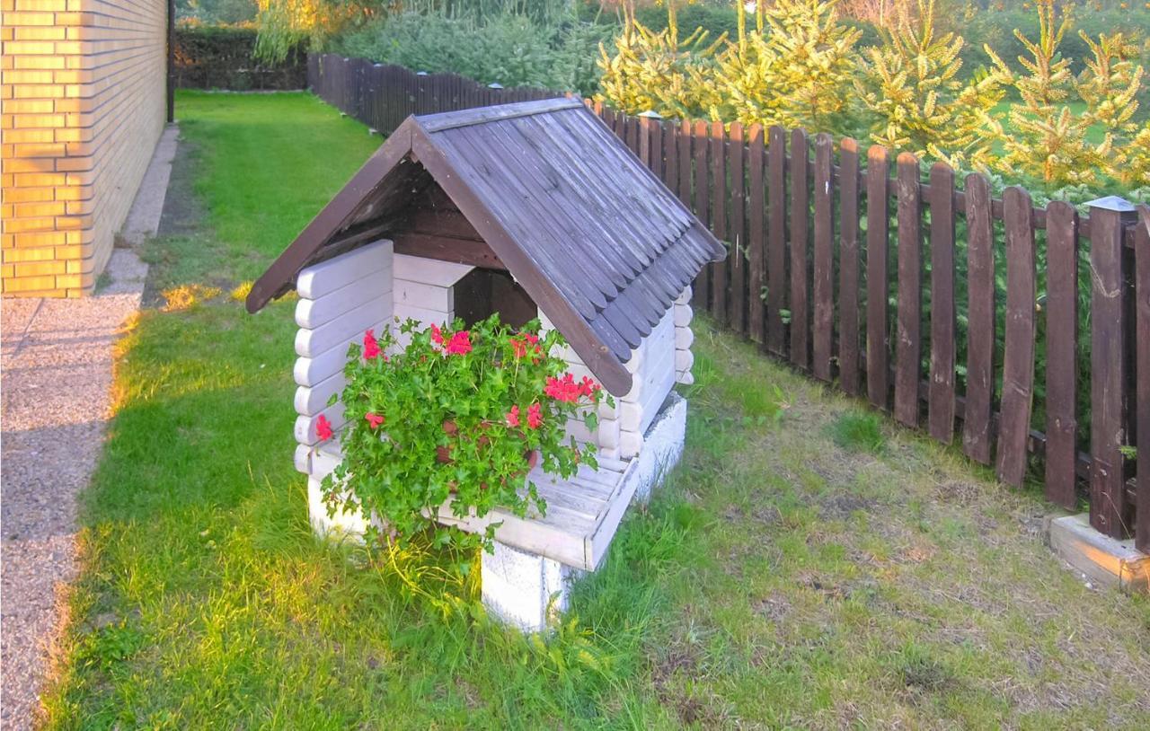 Cozy Apartment In Nowe Warpno With Wifi Kültér fotó